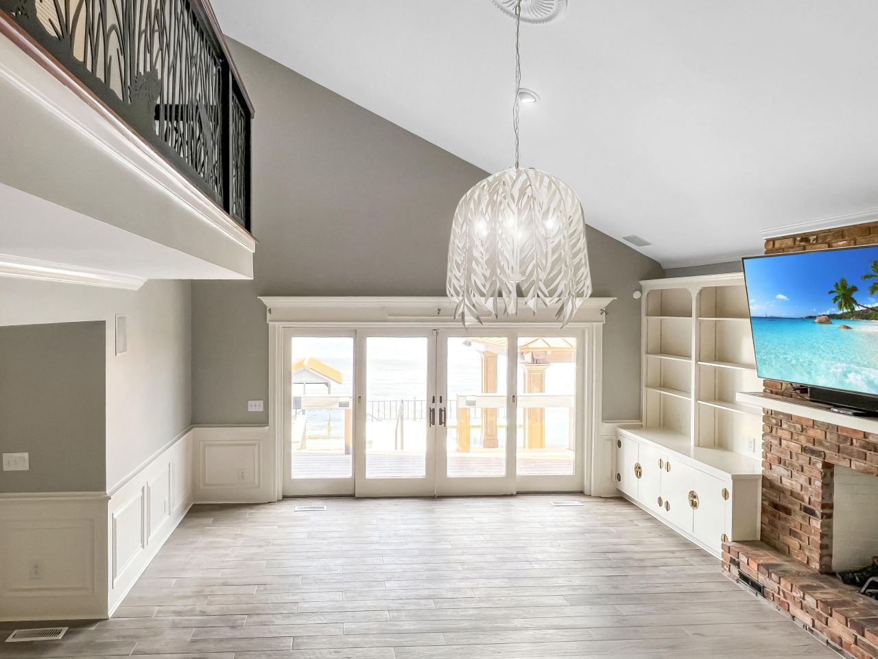 457 Santee Drive Photo 6