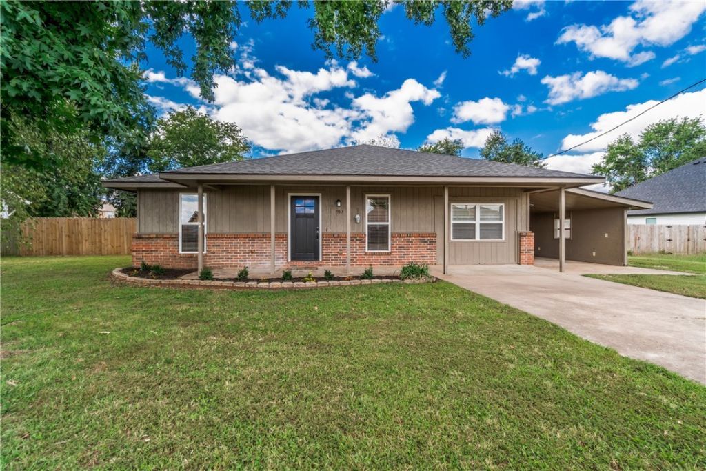 910 SW Tater Black Road, Bentonville, AR 72712 Main Photo