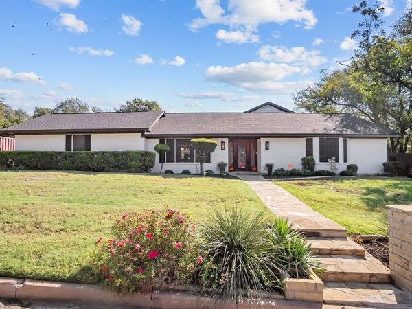 2016 NW 4th Avenue, Mineral Wells, TX 76067