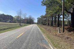 88c Tombfield Road photo 4