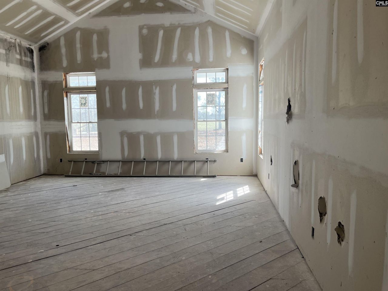 88c Tombfield Road Photo 9