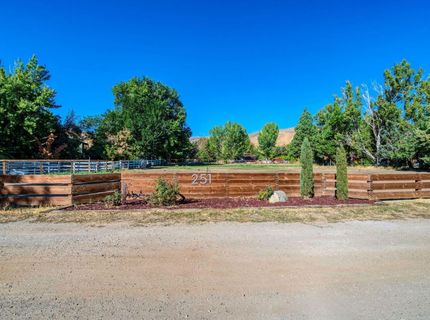 251 Theobald Lane, Reno, NV 89521 Photo