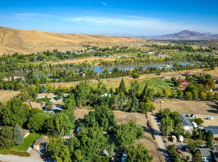 251 Theobald Lane, Reno, NV 89521 Photo