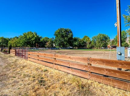 251 Theobald Lane, Reno, NV 89521 Photo