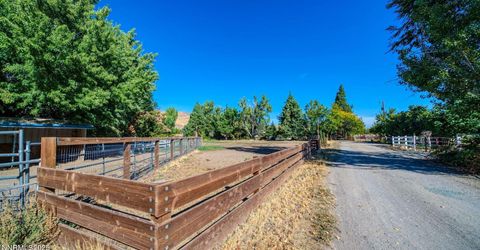 251 Theobald Lane, Reno, NV 89521 Photo