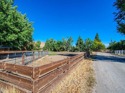 251 Theobald Lane, Reno, NV 89521 Photo