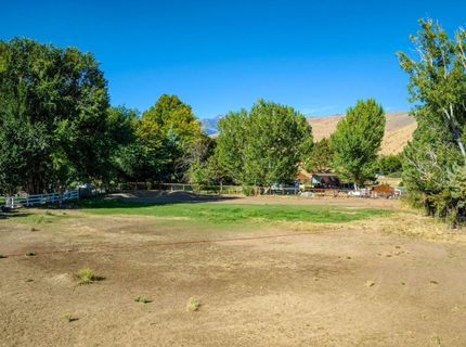 251 Theobald Lane, Reno, NV 89521 Photo