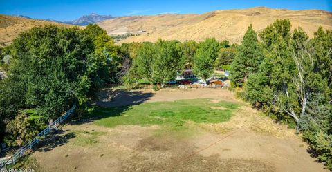 251 Theobald Lane, Reno, NV 89521 Photo