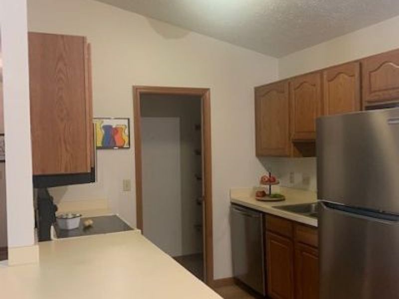 154 Bentley Drive, Elyria, OH 44035 Photo 6