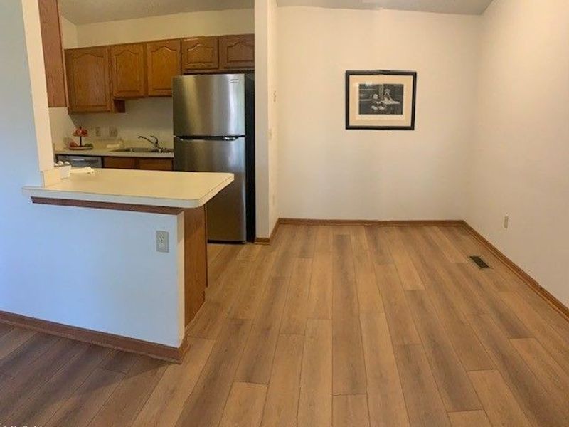 154 Bentley Drive, Elyria, OH 44035 Photo 8