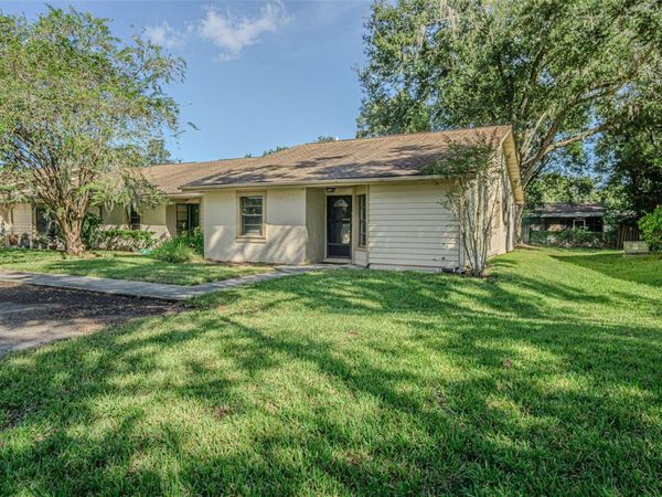 2010 CEDAR RUN DRIVE, PLANT CITY, FL 33563