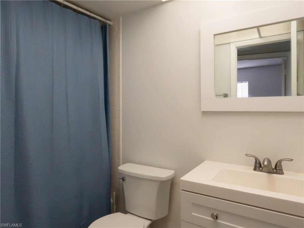 180 Turtle Lake Ct, Unit 209, Naples, FL 34105 Photo