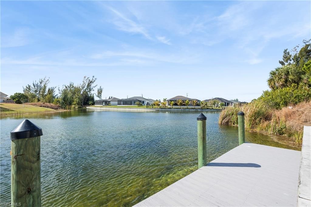 2100 NW 21st St, Cape Coral, FL 33993 Photo