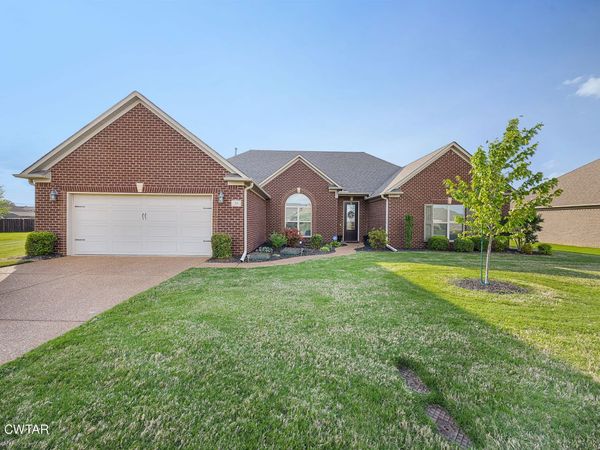 25 Lamplighter Cove, Jackson, TN 38305