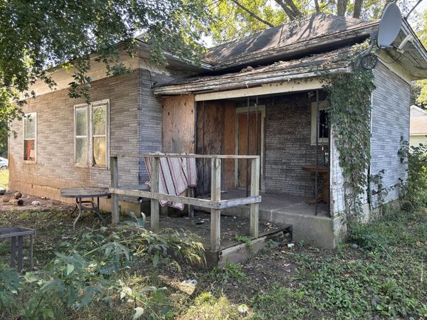 131 S 4th Street, Vinita, OK 74331