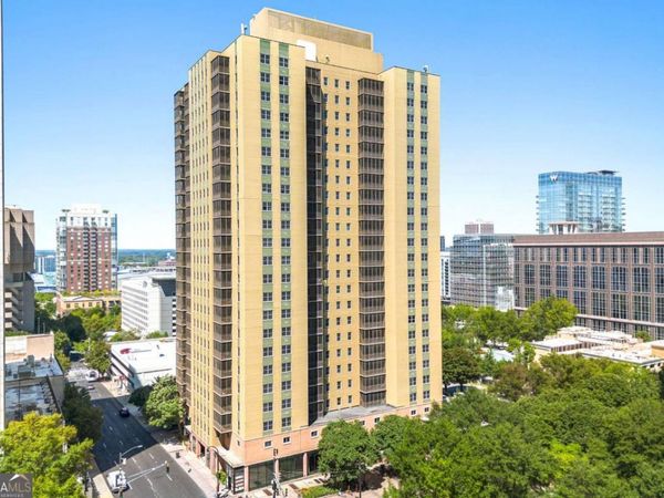 300 Peachtree Street NE, Unit 11J, Atlanta, GA 30308