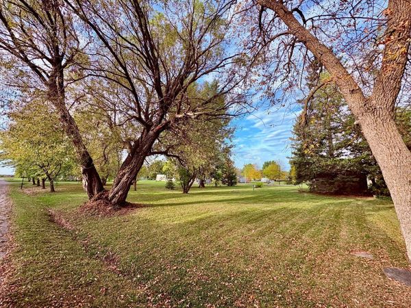 211 7th Avenue SE, Baudette, MN 56623