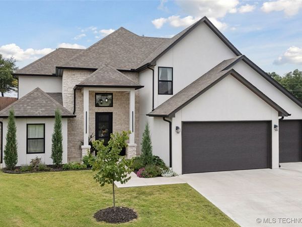 9248 E 80th Place, Tulsa, OK 74133