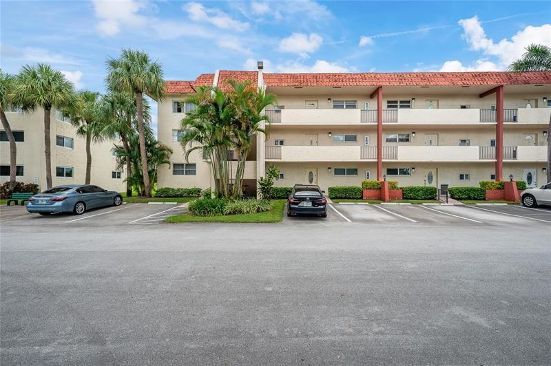 9411 N Hollybrook Lake Dr, Unit 310, Pembroke Pines, FL 33025 Photo