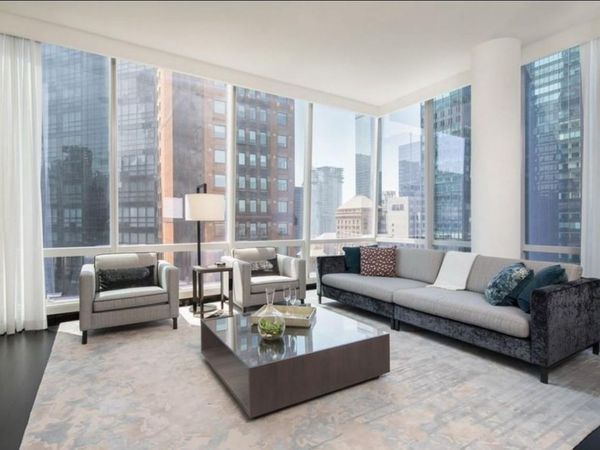 157 W 57th Street, Unit 33E, New York (Manhattan), NY 10019