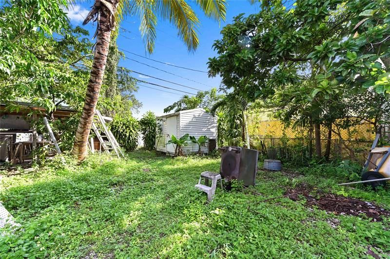 4331 W Hallandale Beach Boulevard, Hollywood, FL 33023 Photo