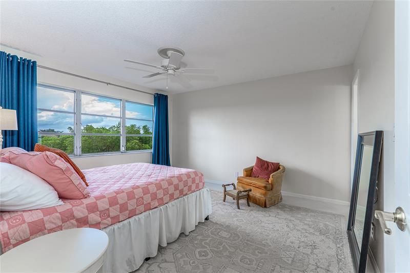 9411 N Hollybrook Lake Drive, Unit 309, Pembroke Pines, FL 33025 Photo
