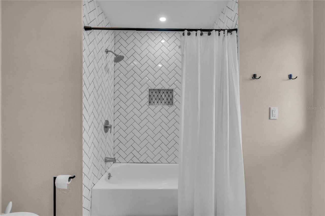 2544 Carlisle Place, Sarasota, FL 34231 Photo