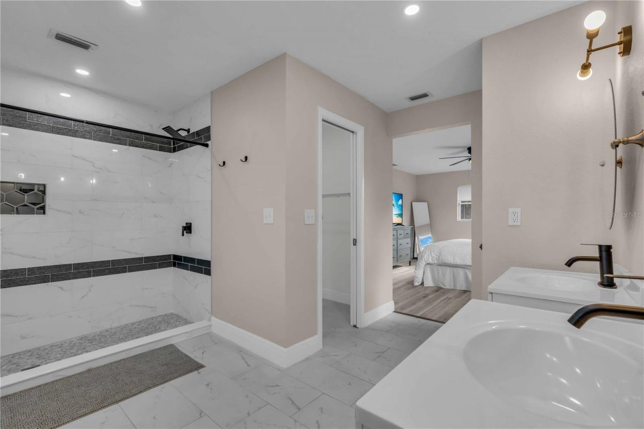 2544 Carlisle Place, Sarasota, FL 34231 Photo