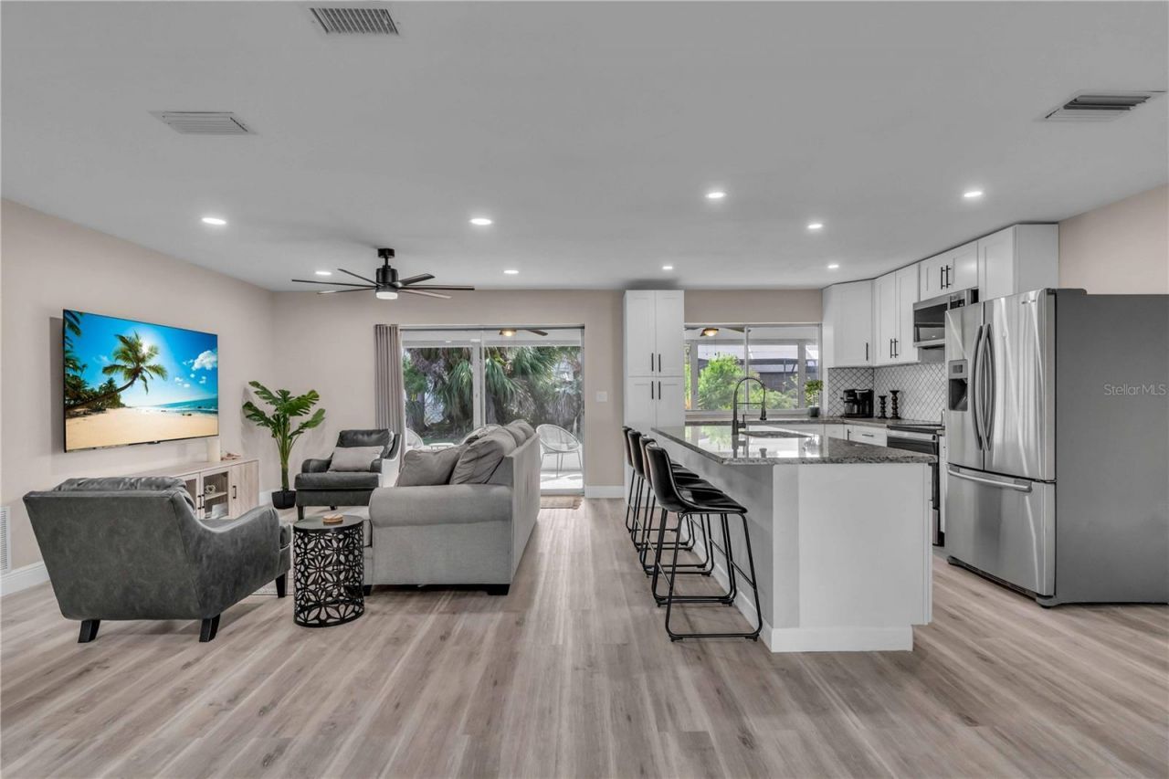 2544 Carlisle Place, Sarasota, FL 34231 Photo
