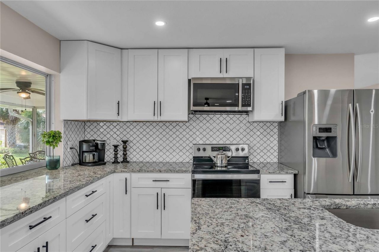 2544 Carlisle Place, Sarasota, FL 34231 Photo
