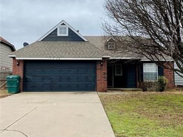 3527 E Berkeley Street , Broken Arrow, OK 74014