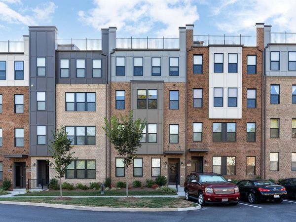 824 WESLEY LN, Unit B, CHARLOTTESVILLE, VA 22911