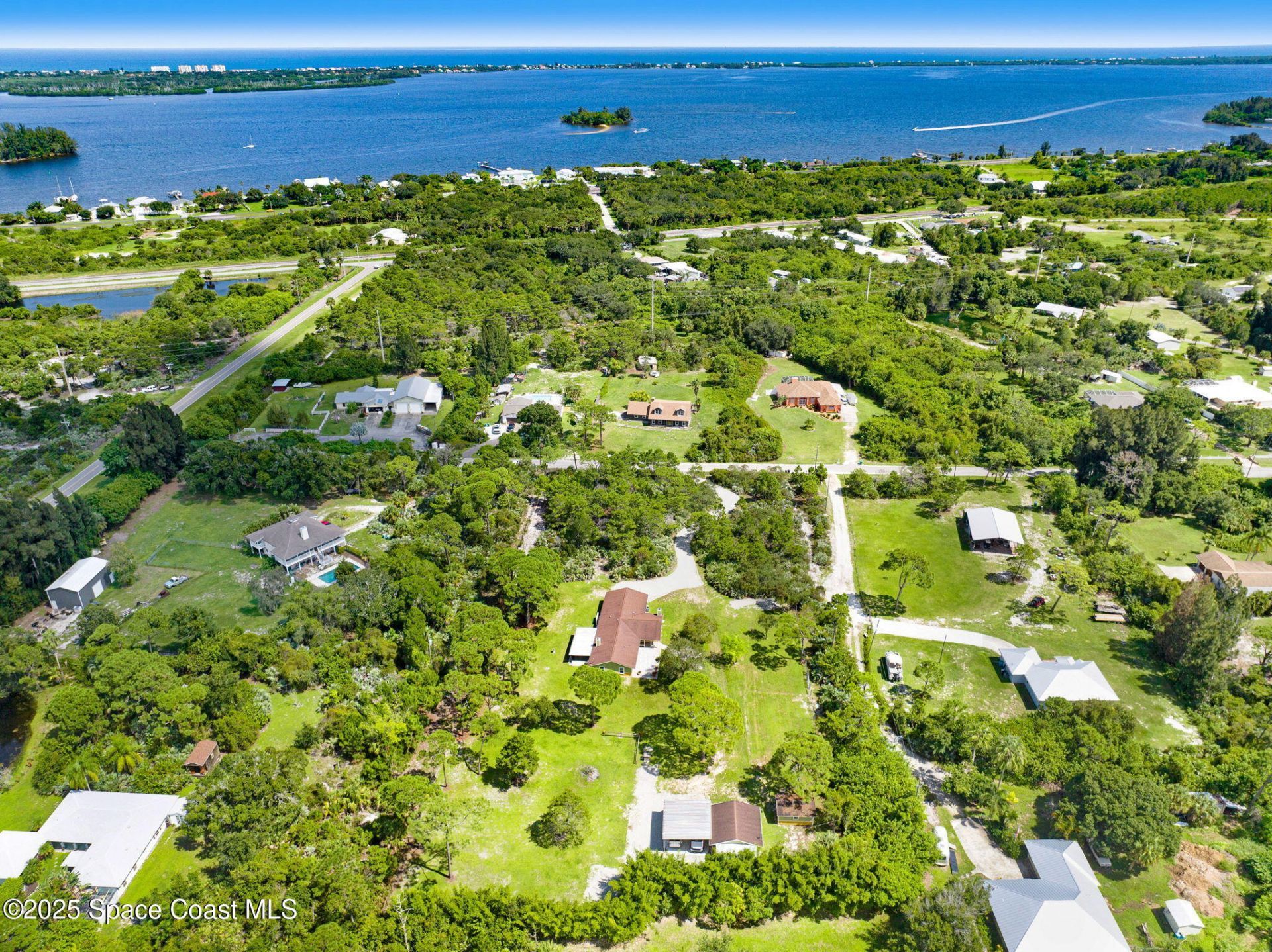 6570 Whispering Pines Lane, Grant, FL 32949 Photo