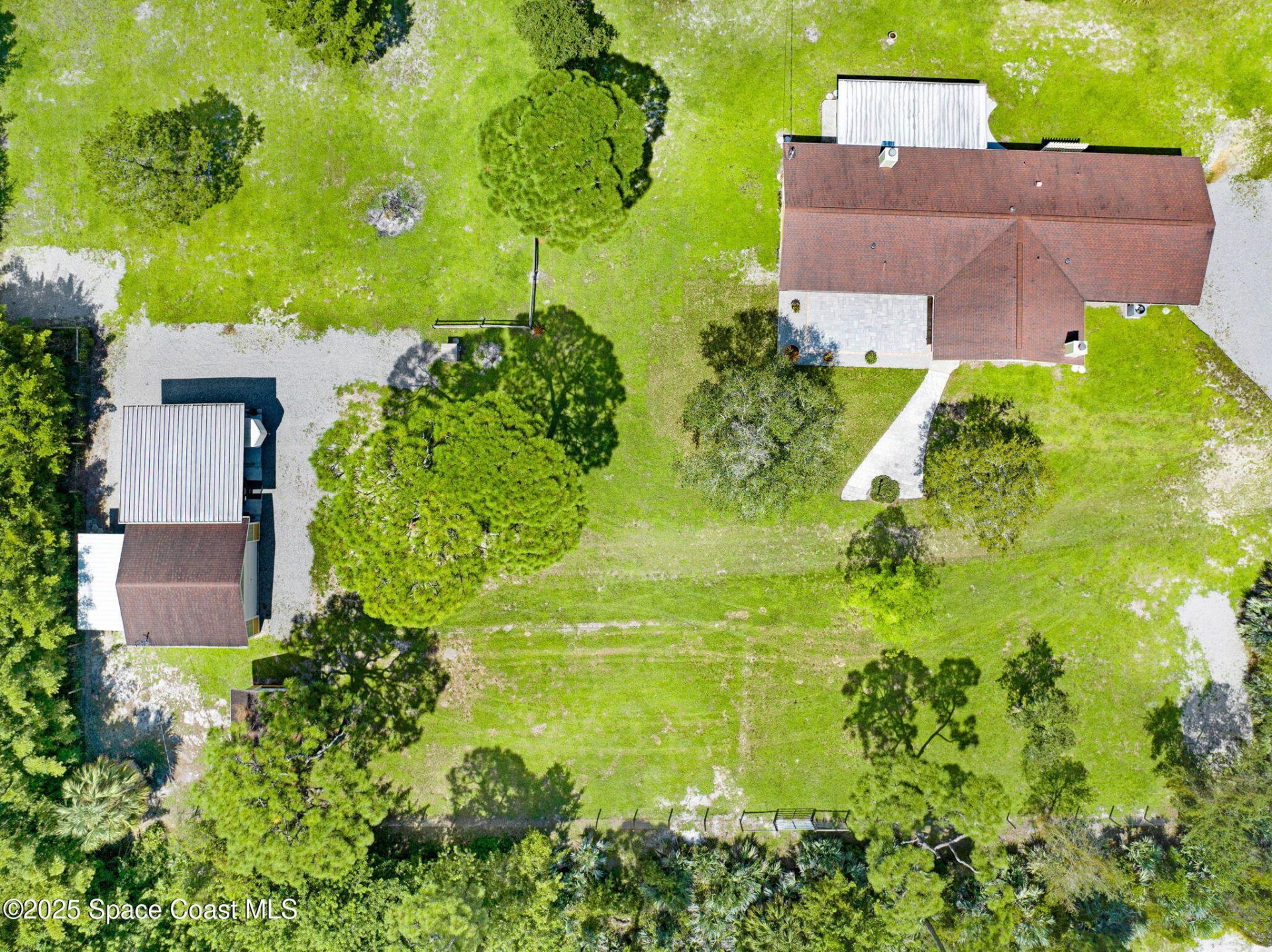 6570 Whispering Pines Lane, Grant, FL 32949 Photo