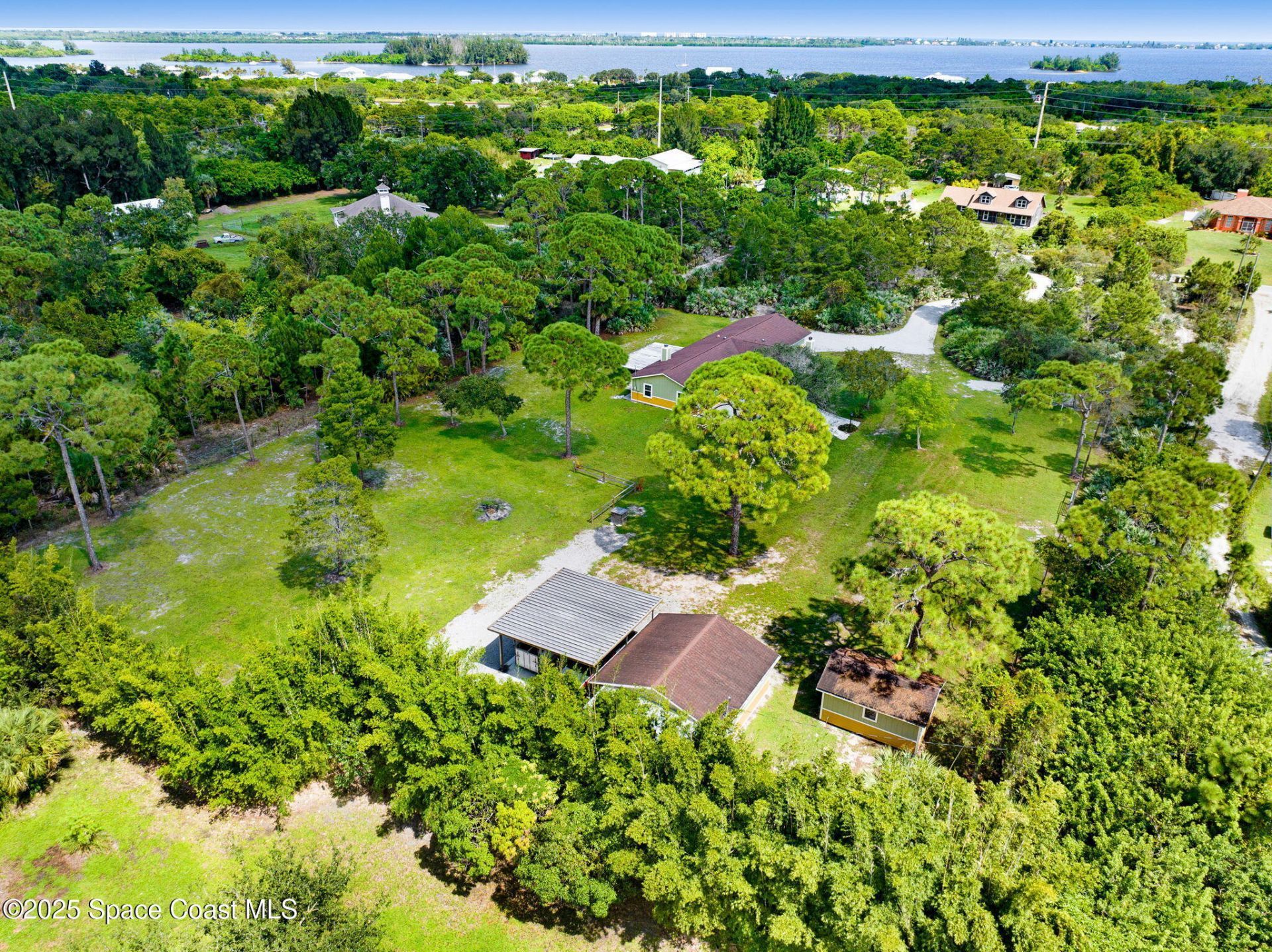 6570 Whispering Pines Lane, Grant, FL 32949 Photo