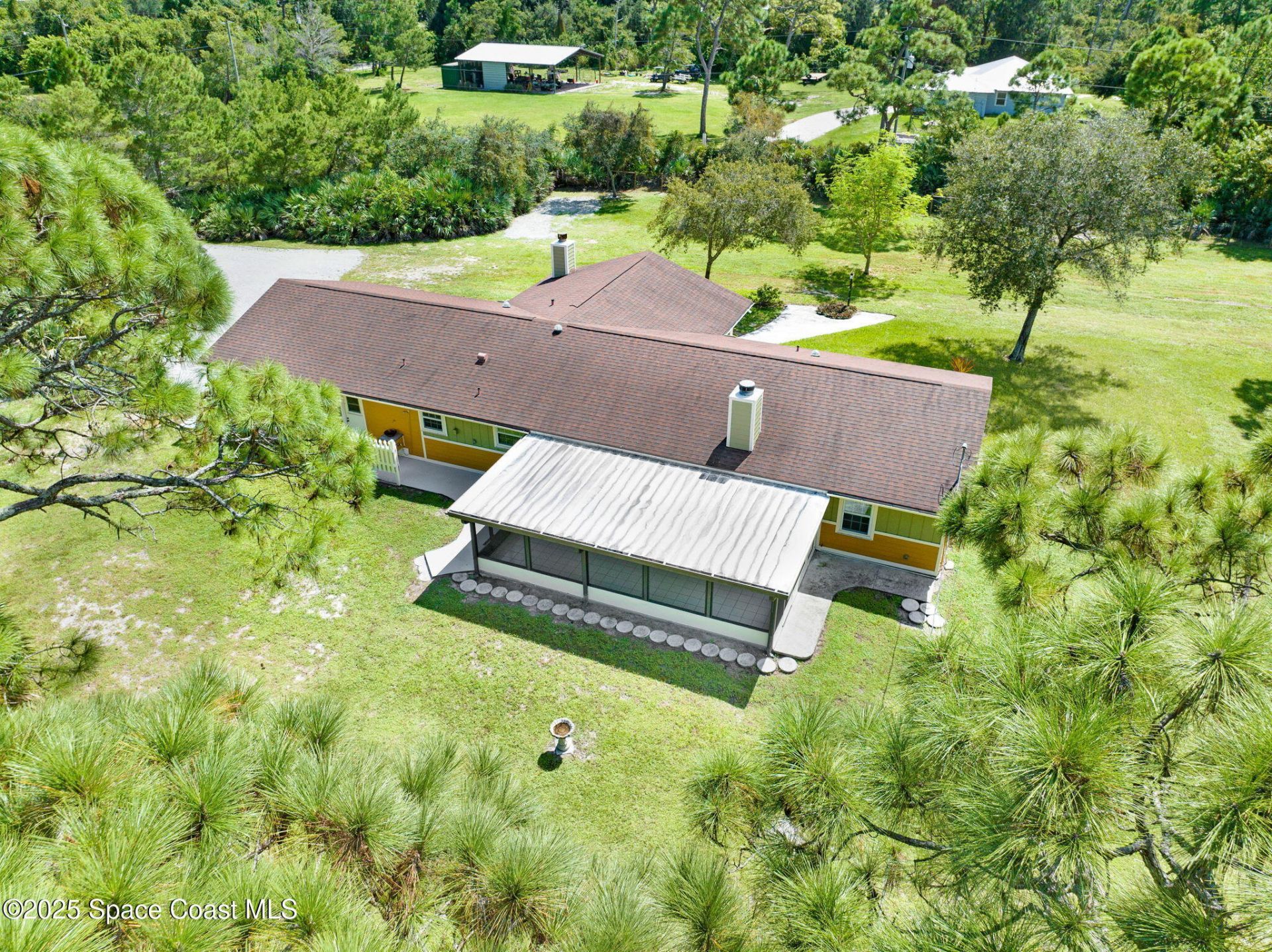 6570 Whispering Pines Lane, Grant, FL 32949 Photo