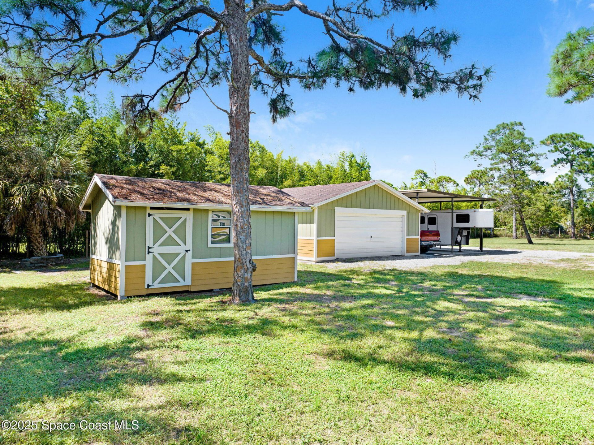 6570 Whispering Pines Lane, Grant, FL 32949 Photo