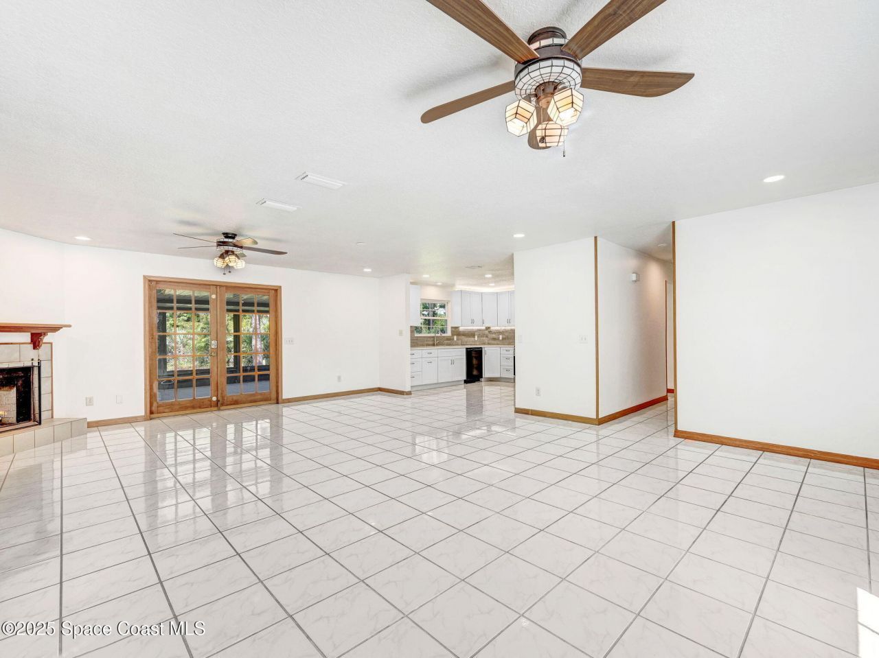 6570 Whispering Pines Lane, Grant, FL 32949 Photo