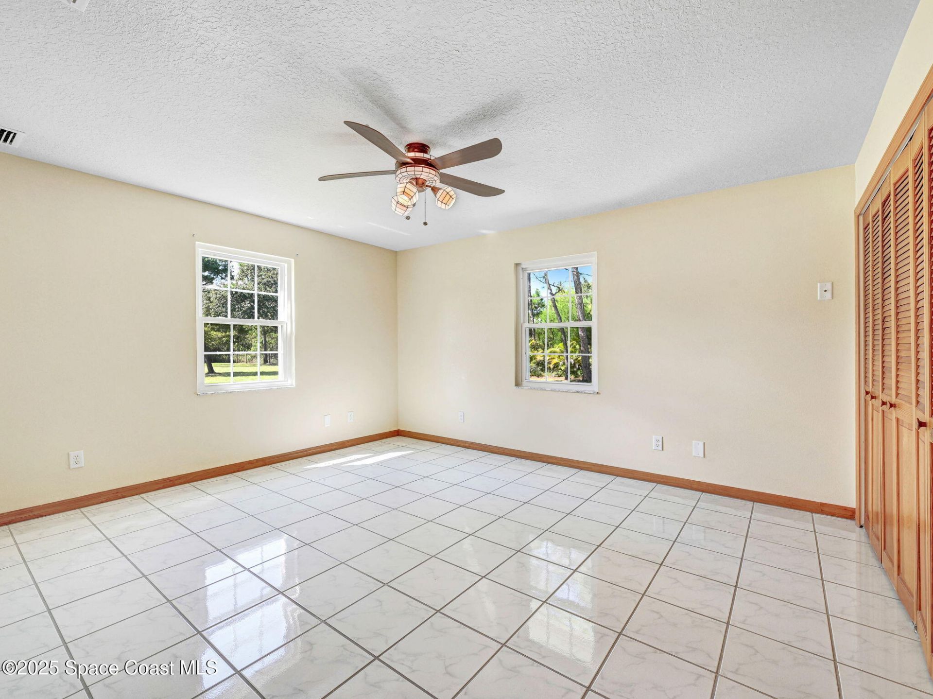 6570 Whispering Pines Lane, Grant, FL 32949 Photo