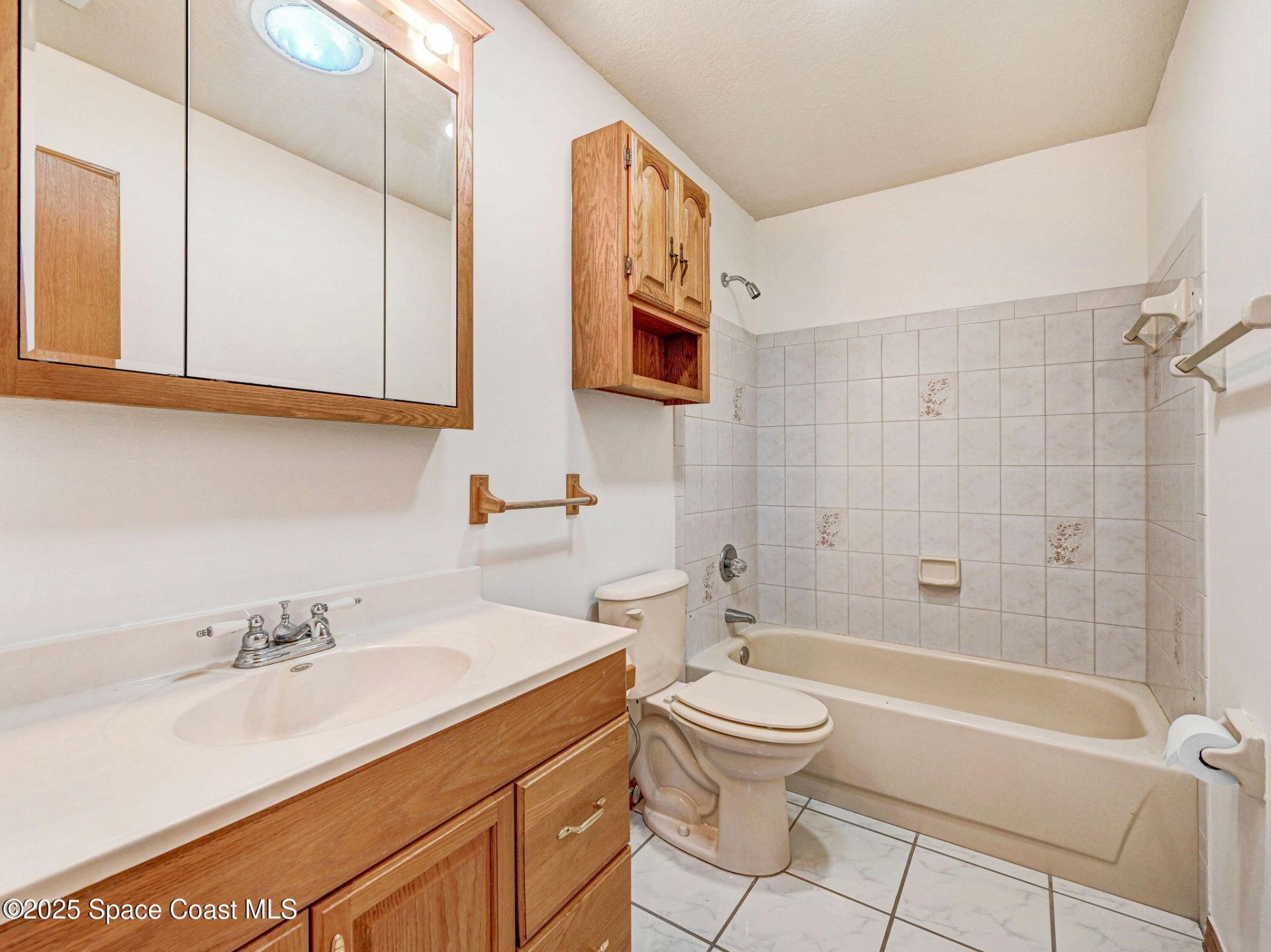 6570 Whispering Pines Lane, Grant, FL 32949 Photo