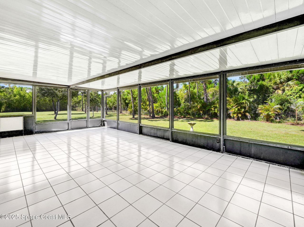 6570 Whispering Pines Lane, Grant, FL 32949 Photo