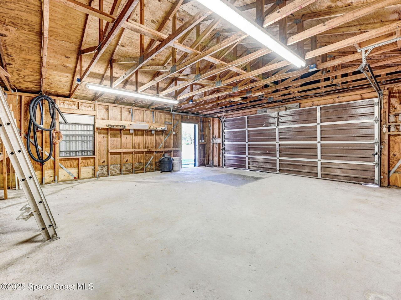 6570 Whispering Pines Lane, Grant, FL 32949 Photo