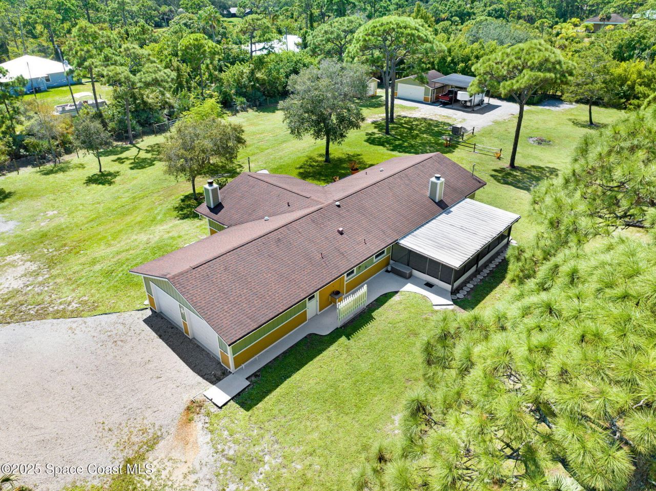 6570 Whispering Pines Lane, Grant, FL 32949 Photo