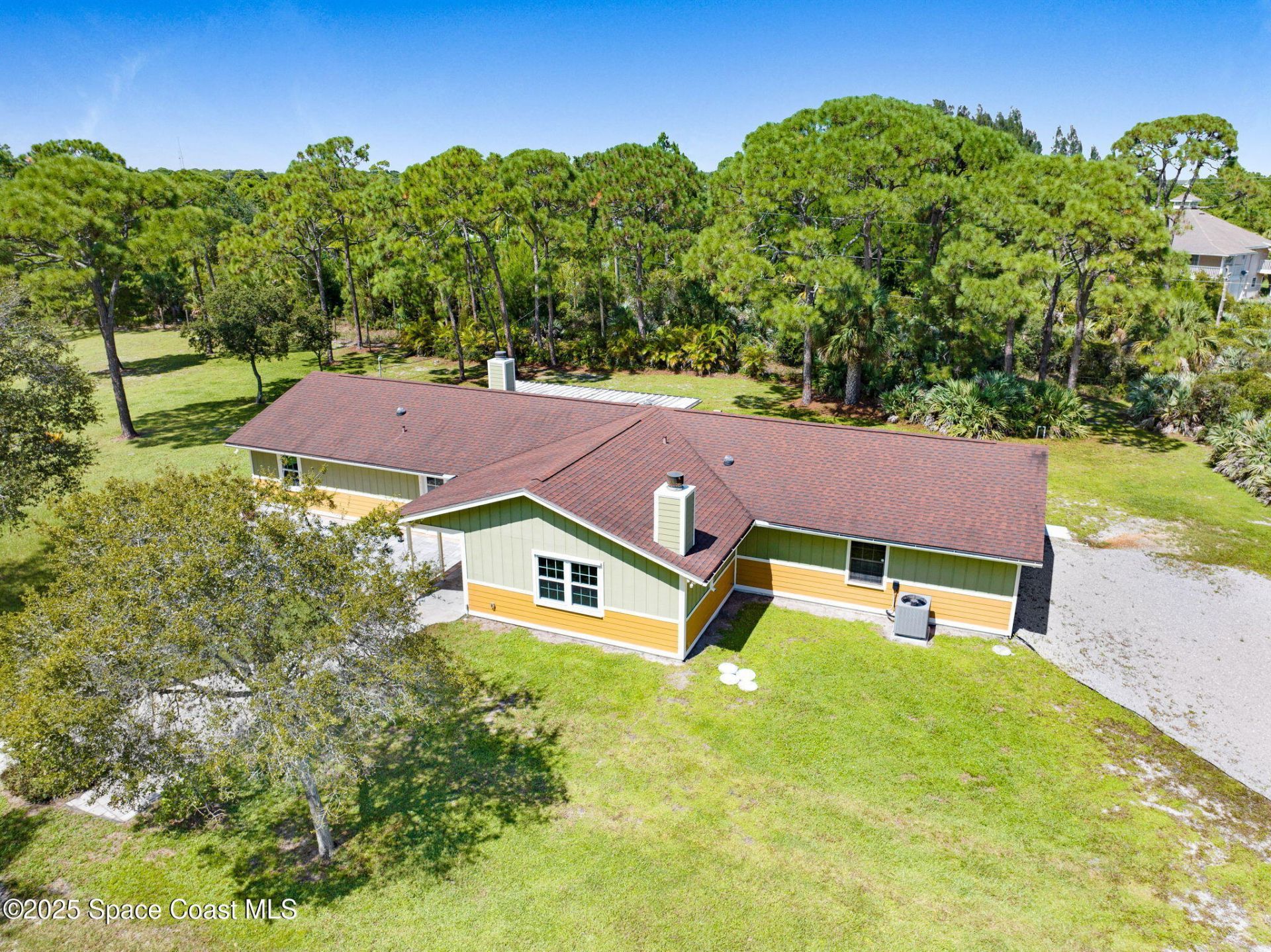 6570 Whispering Pines Lane, Grant, FL 32949 Photo
