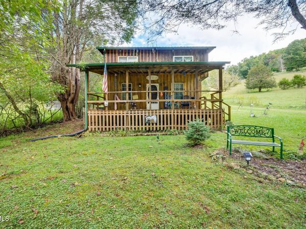 205 Helton Hollow Road, Eidson, TN 37731