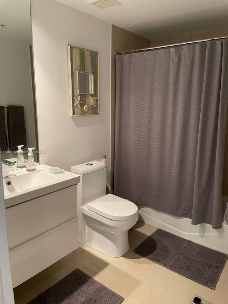 801 Brickell Key Blvd, Unit 1610, Miami, FL 33131 Photo