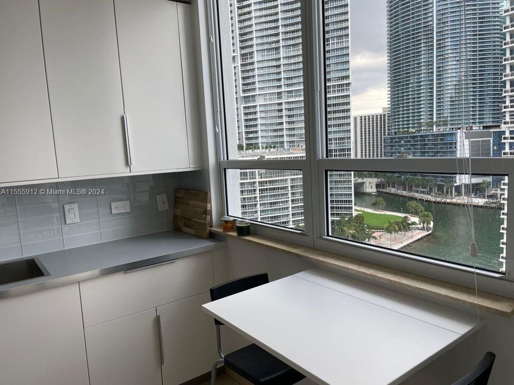 801 Brickell Key Blvd, Unit 1610, Miami, FL 33131 Photo