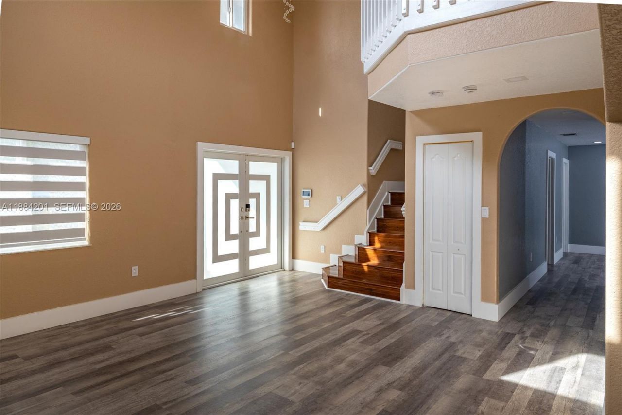 15981 SW 54th Ter, Miami, FL 33185 Photo