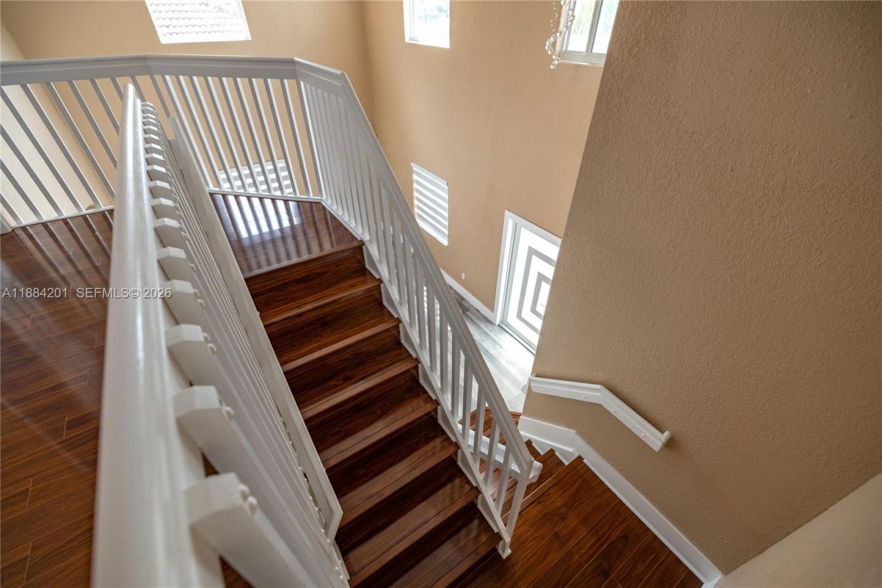 15981 SW 54th Ter, Miami, FL 33185 Photo