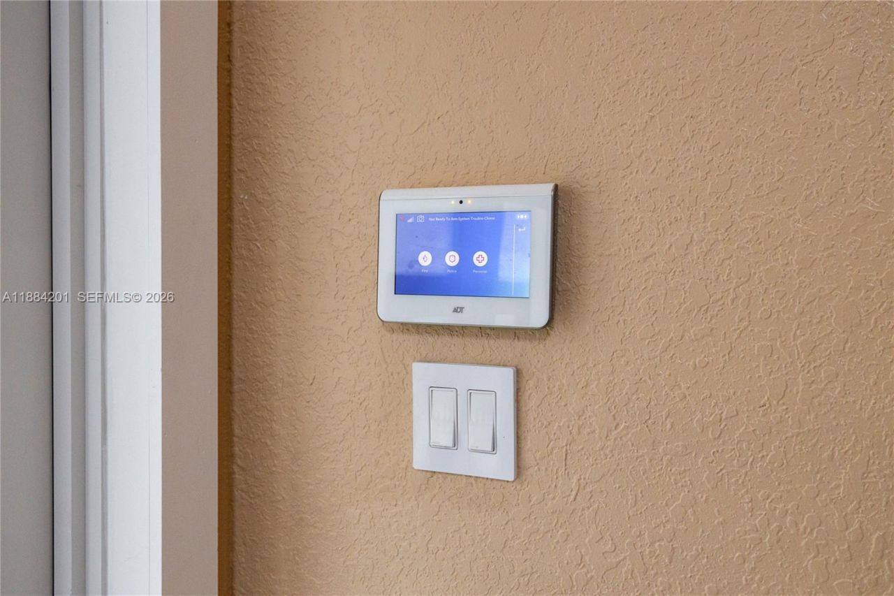 15981 SW 54th Ter, Miami, FL 33185 Photo